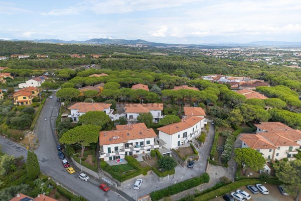 appartamento in vendita a Rosignano Marittimo in zona Castiglioncello