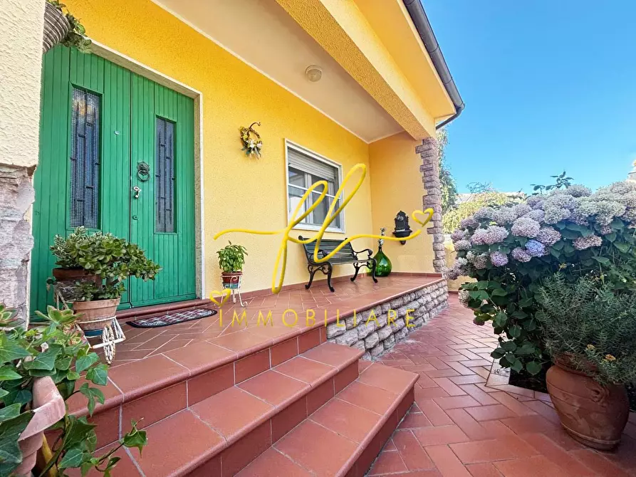 casa indipendente in vendita a Rosignano Marittimo in zona Vada