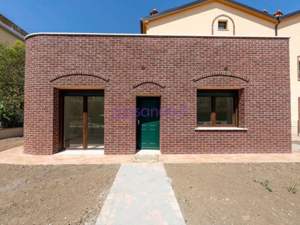 appartamento in vendita a Rosignano Marittimo in zona Vada