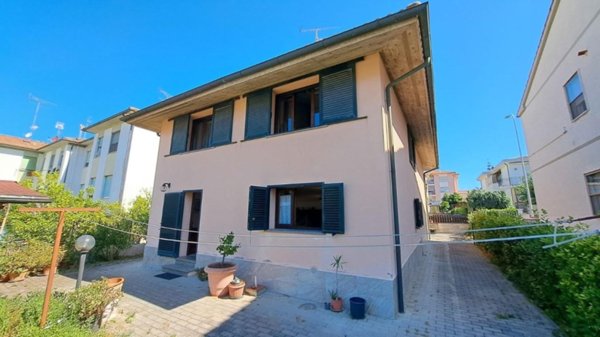 casa indipendente in vendita a Rosignano Marittimo in zona Rosignano Solvay