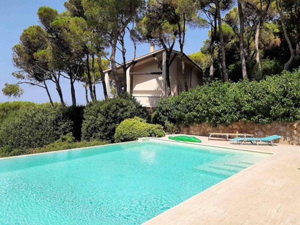 casa indipendente in vendita a Rosignano Marittimo in zona Castiglioncello