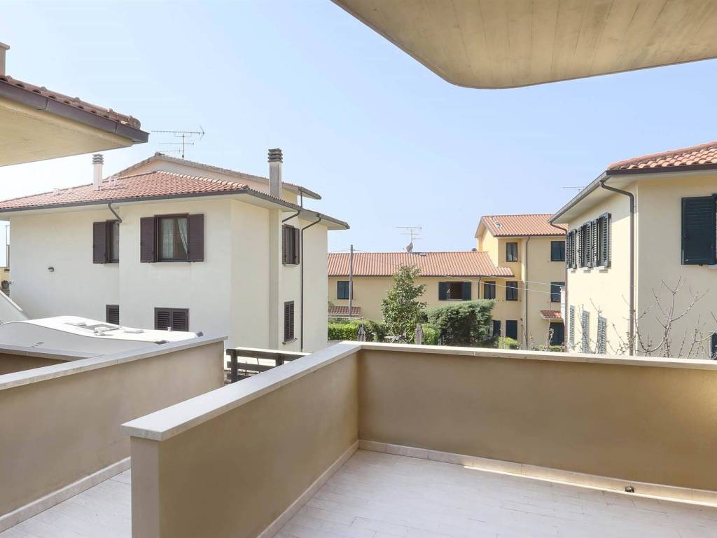 appartamento in vendita a Rosignano Marittimo in zona Rosignano Solvay