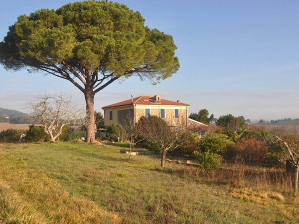 casa indipendente in vendita a Rosignano Marittimo in zona Gabbro