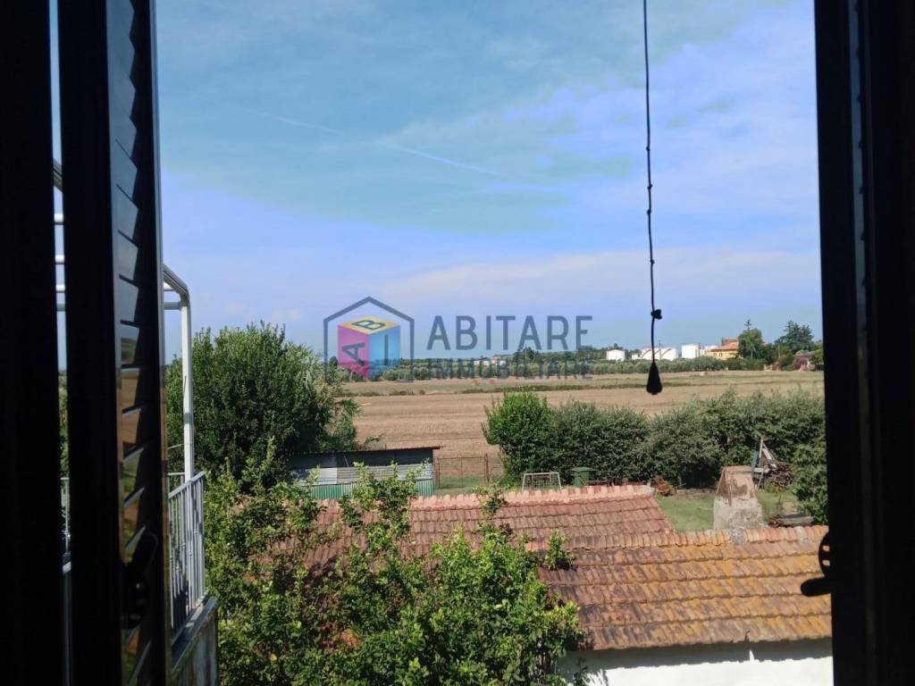 appartamento in vendita a Rosignano Marittimo in zona Vada