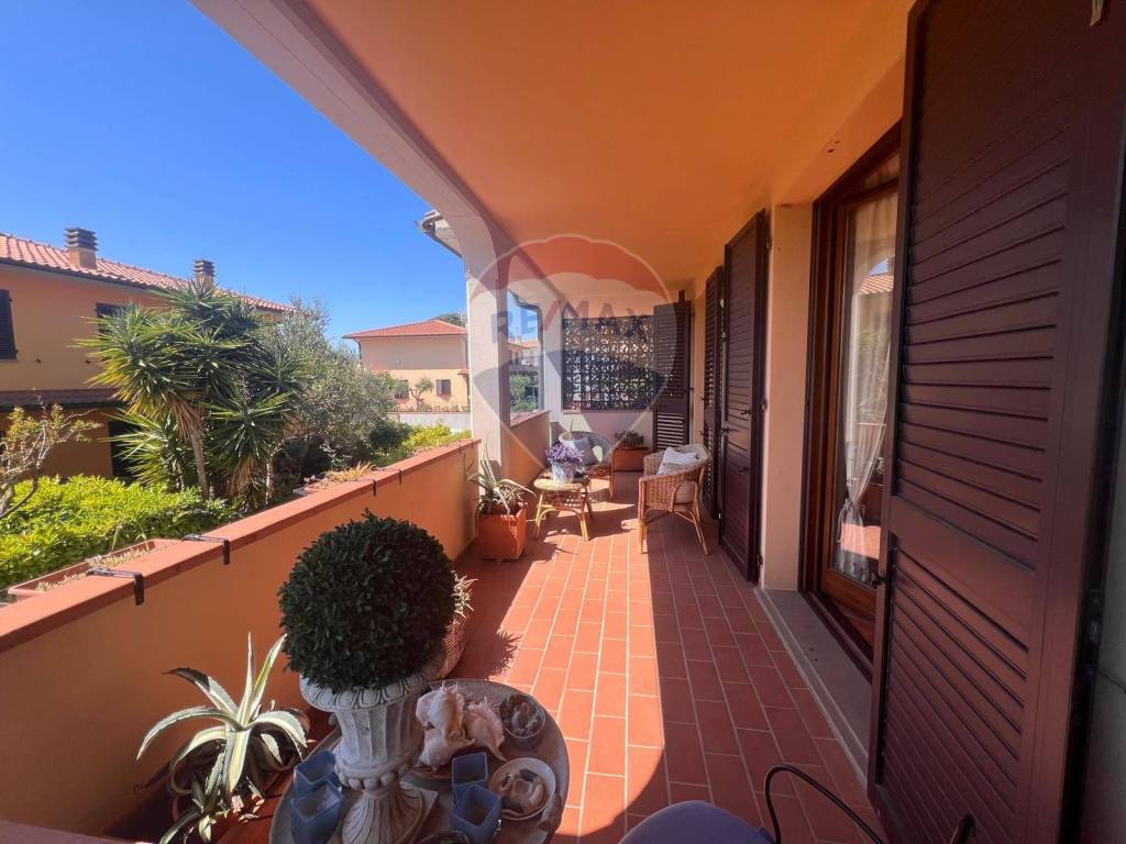 casa indipendente in vendita a Rosignano Marittimo in zona Castiglioncello