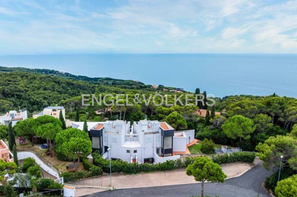 villa in vendita a Rosignano Marittimo in zona Castiglioncello