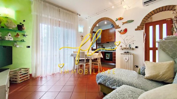 appartamento in vendita a Rosignano Marittimo in zona Rosignano Solvay