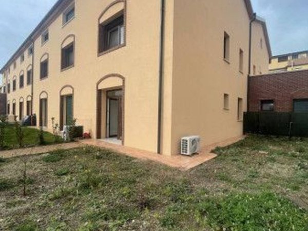 appartamento in vendita a Rosignano Marittimo in zona Vada