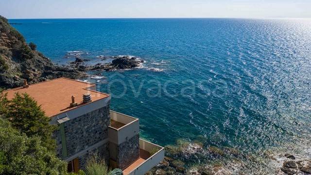 casa indipendente in vendita a Rosignano Marittimo in zona Castiglioncello