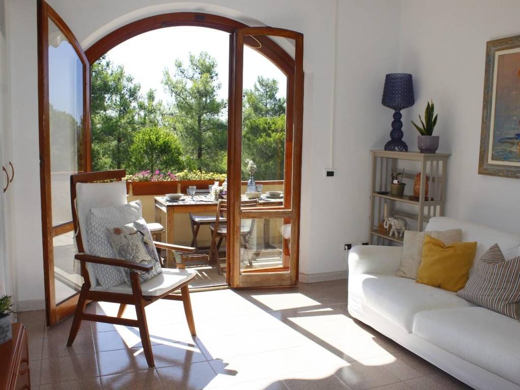 appartamento in vendita a Rosignano Marittimo in zona Castiglioncello