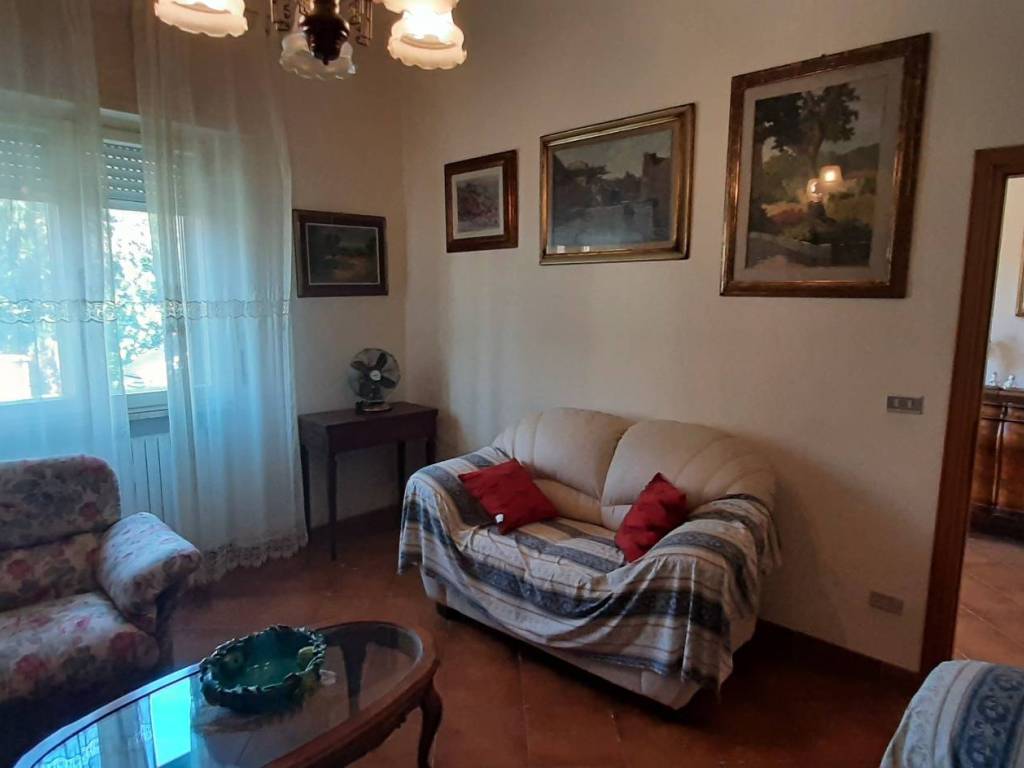 appartamento in vendita a Rosignano Marittimo in zona Rosignano Solvay