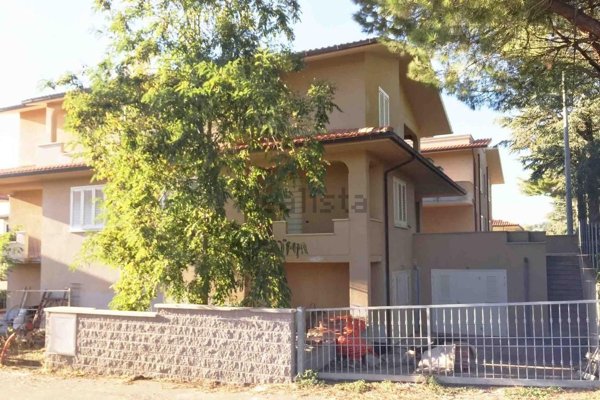 appartamento in vendita a Rosignano Marittimo in zona Castiglioncello