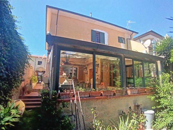 appartamento in vendita a Rosignano Marittimo in zona Nibbiaia