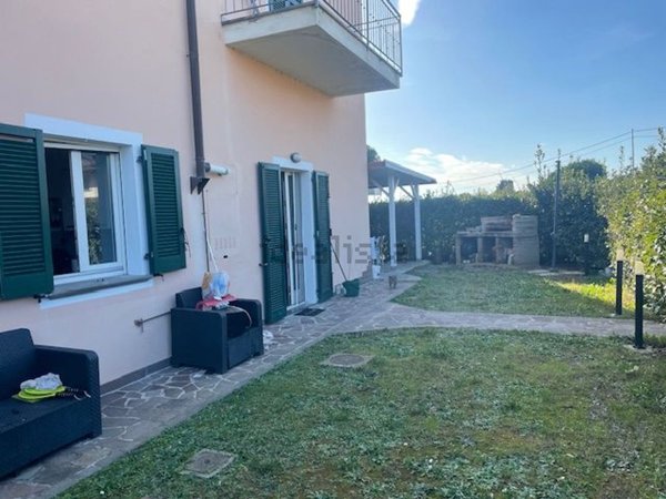 appartamento in vendita a Rosignano Marittimo in zona Vada