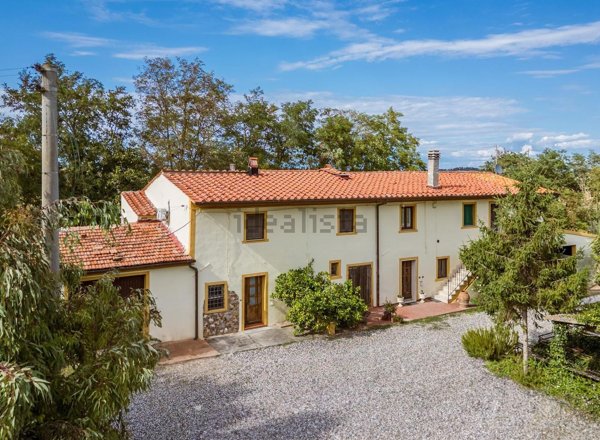 appartamento in vendita a Rosignano Marittimo in zona Gabbro