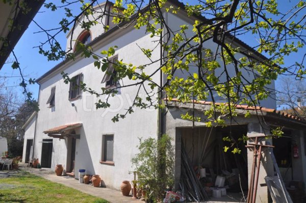 casa indipendente in vendita a Rosignano Marittimo in zona Vada