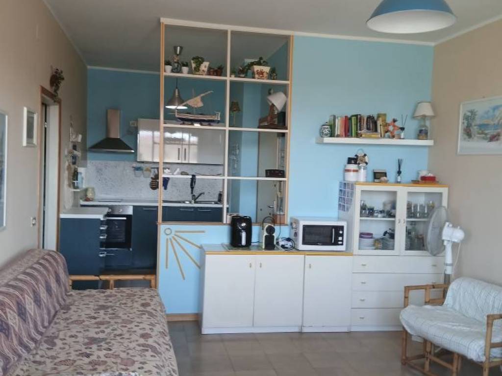 appartamento in vendita a Rosignano Marittimo in zona Vada
