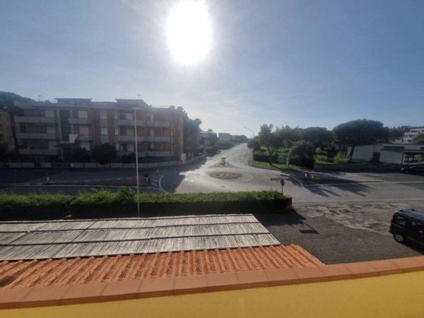 appartamento in vendita a Rosignano Marittimo in zona Vada