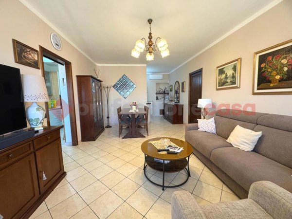 appartamento in vendita a Rosignano Marittimo in zona Rosignano Solvay