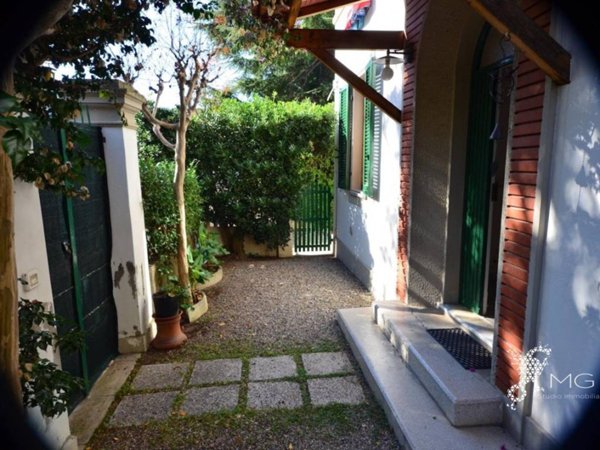 appartamento in vendita a Rosignano Marittimo in zona Castiglioncello