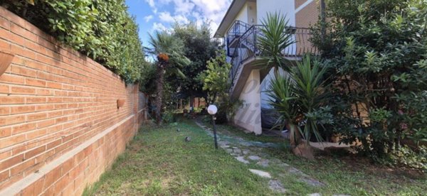 casa indipendente in vendita a Rosignano Marittimo in zona Rosignano Solvay