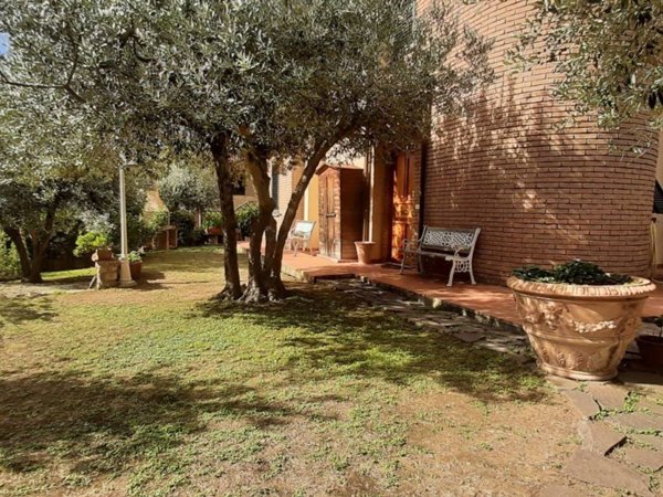 casa indipendente in vendita a Rosignano Marittimo