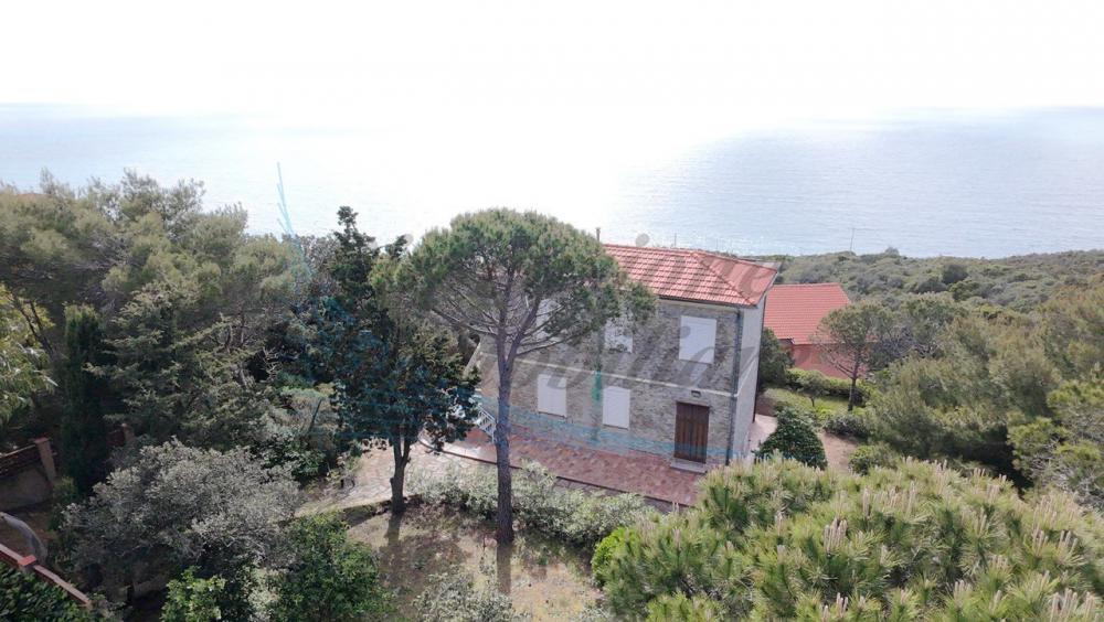 casa indipendente in vendita a Rosignano Marittimo in zona Castiglioncello