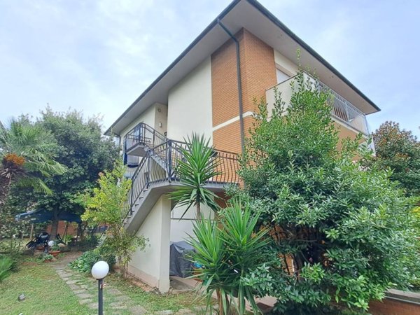 casa indipendente in vendita a Rosignano Marittimo in zona Rosignano Solvay
