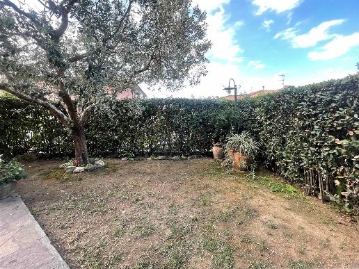 appartamento in vendita a Rosignano Marittimo in zona Rosignano Solvay