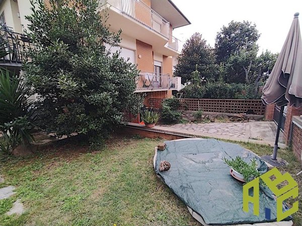 appartamento in vendita a Rosignano Marittimo in zona Rosignano Solvay