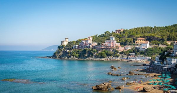 casa indipendente in vendita a Rosignano Marittimo in zona Castiglioncello