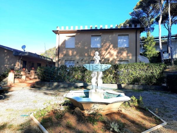 appartamento in vendita a Rosignano Marittimo in zona Castiglioncello