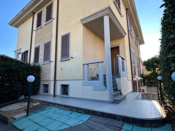 casa indipendente in vendita a Rosignano Marittimo in zona Vada