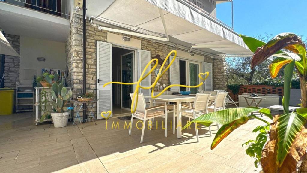 appartamento in vendita a Rosignano Marittimo in zona Castiglioncello