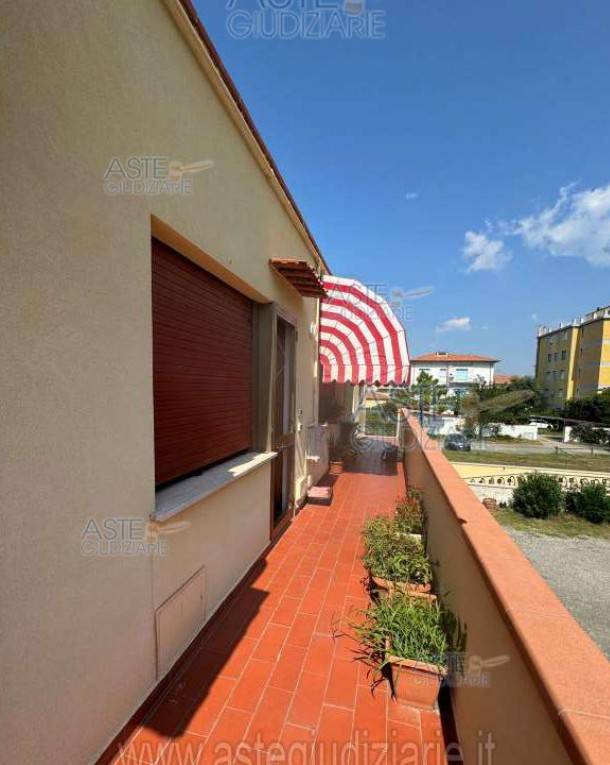 appartamento in vendita a Rosignano Marittimo in zona Vada