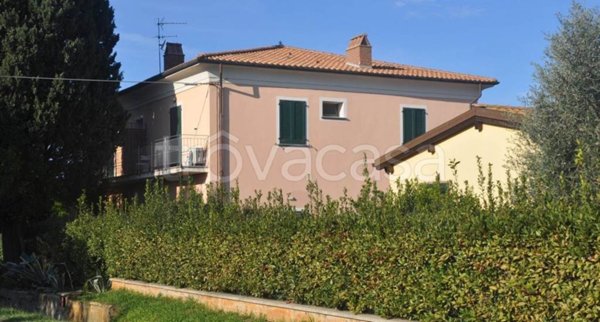 appartamento in vendita a Rosignano Marittimo in zona Vada
