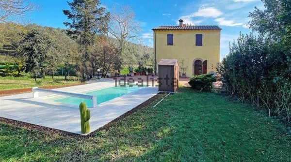 casa indipendente in vendita a Rosignano Marittimo in zona Castiglioncello