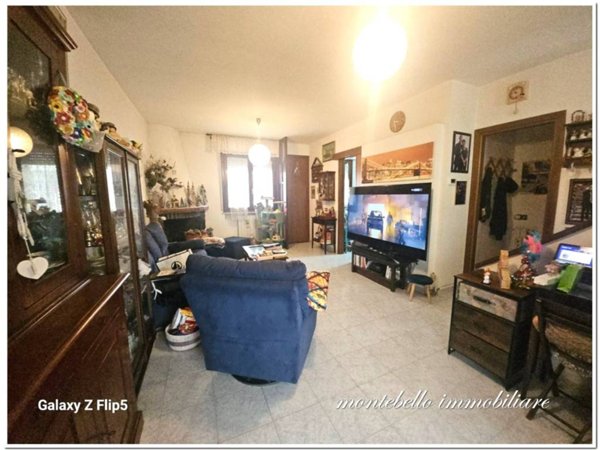 casa indipendente in vendita a Rosignano Marittimo in zona Gabbro