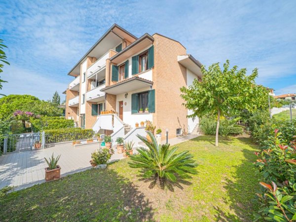 appartamento in vendita a Rosignano Marittimo in zona Rosignano Solvay