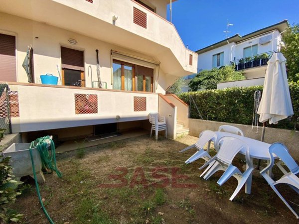 appartamento in vendita a Rosignano Marittimo in zona Castiglioncello