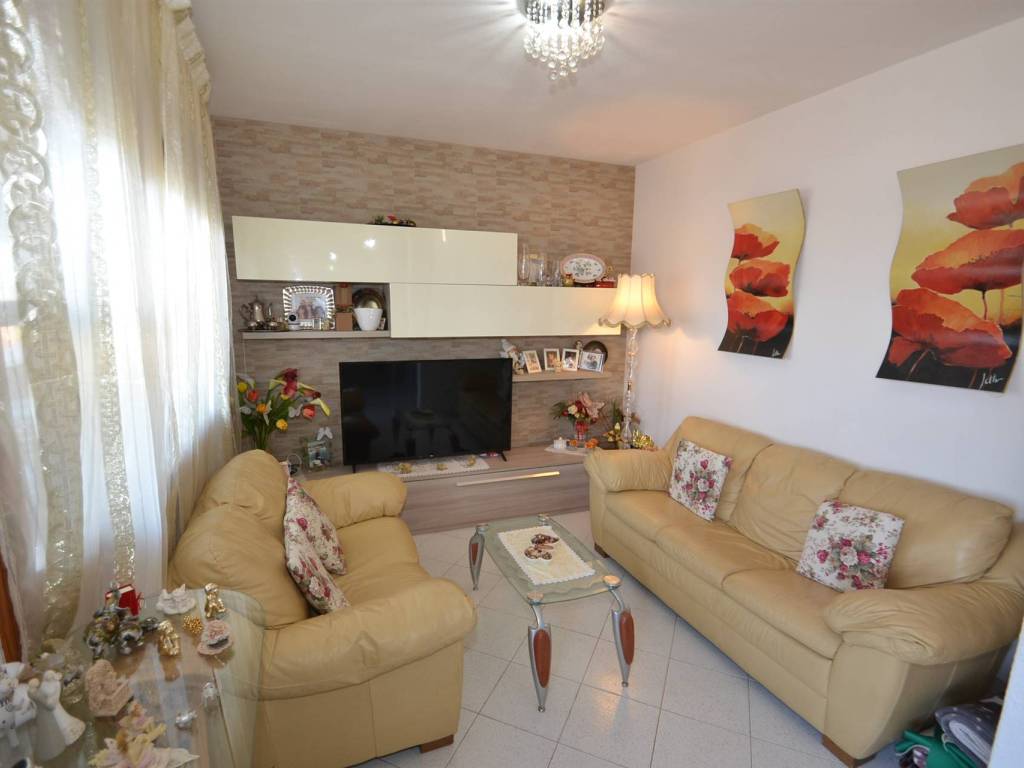 appartamento in vendita a Rosignano Marittimo in zona Rosignano Solvay