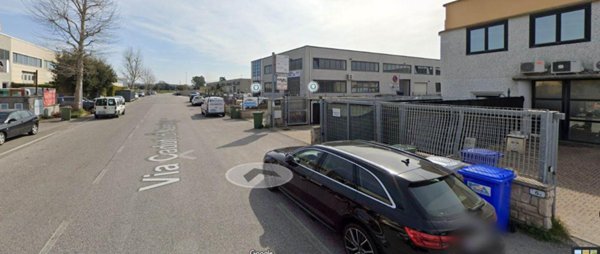 negozio in vendita a Rosignano Marittimo in zona Rosignano Solvay