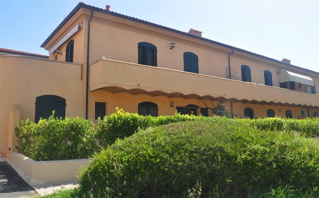 appartamento in vendita a Rosignano Marittimo in zona Vada