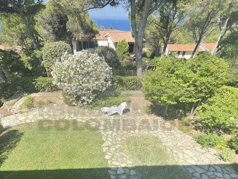 casa indipendente in vendita a Rosignano Marittimo in zona Castiglioncello