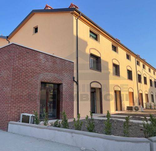 appartamento in vendita a Rosignano Marittimo in zona Vada