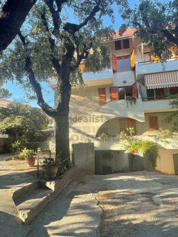 appartamento in vendita a Rosignano Marittimo in zona Castiglioncello