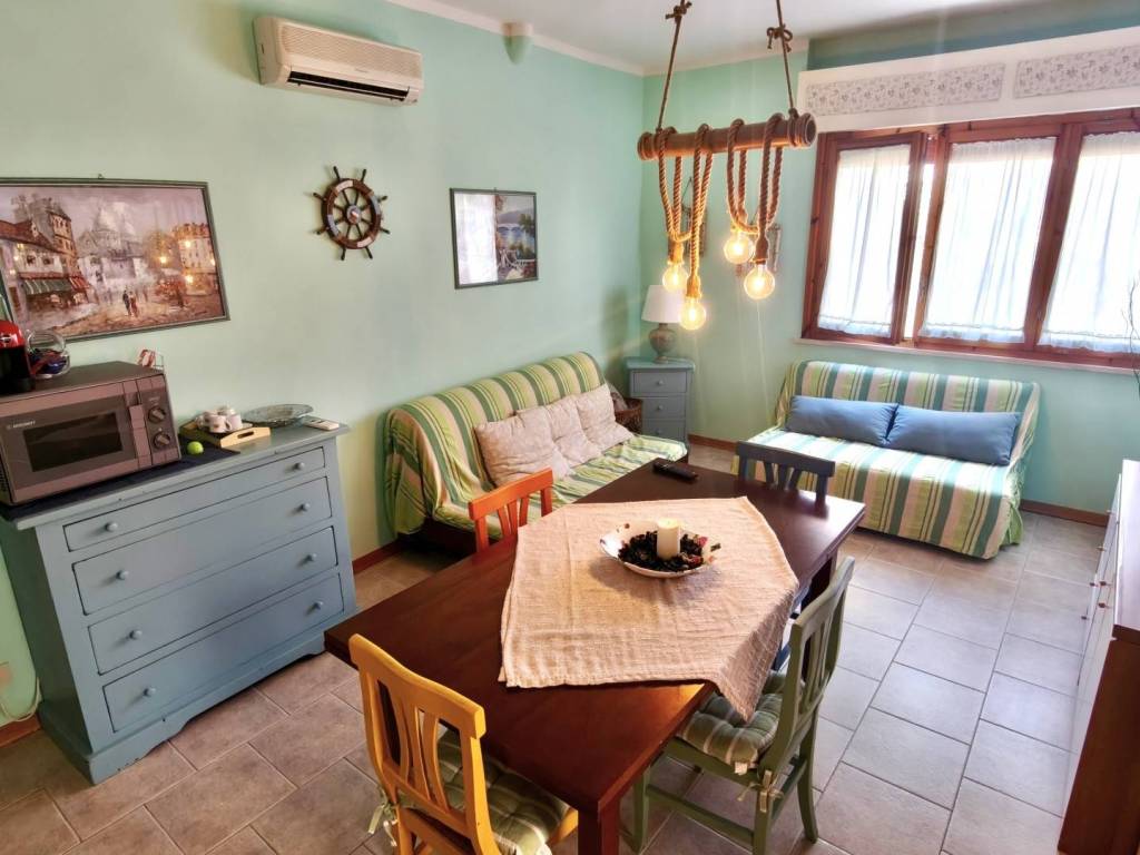 appartamento in vendita a Rosignano Marittimo in zona Vada