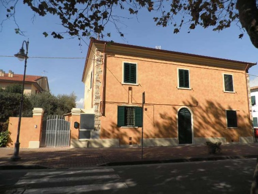 appartamento in vendita a Rosignano Marittimo in zona Vada