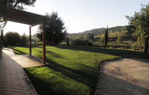 casa indipendente in vendita a Rosignano Marittimo