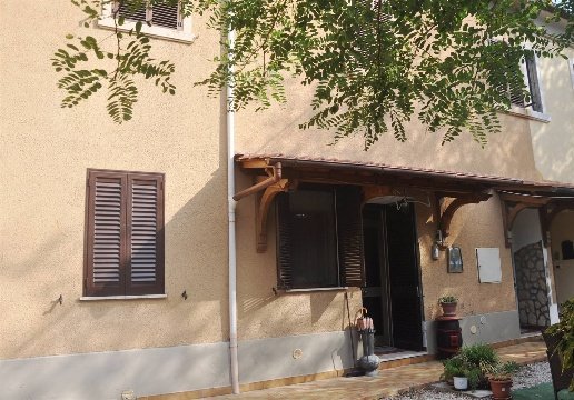 appartamento in vendita a Rosignano Marittimo in zona Vada